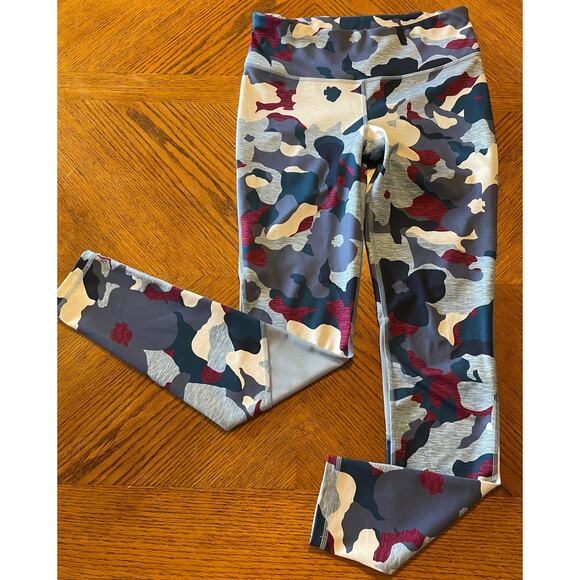 Old Navy Active Go Dry Camo Blue Size Medium Leggings Waist 14-16" Inseam 28.5" - Picture 1 of 6